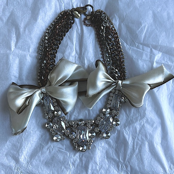 Jcrew Fenton-Fallon crystal ombré bow statement necklace,worn once for a wedding - Picture 2 of 4